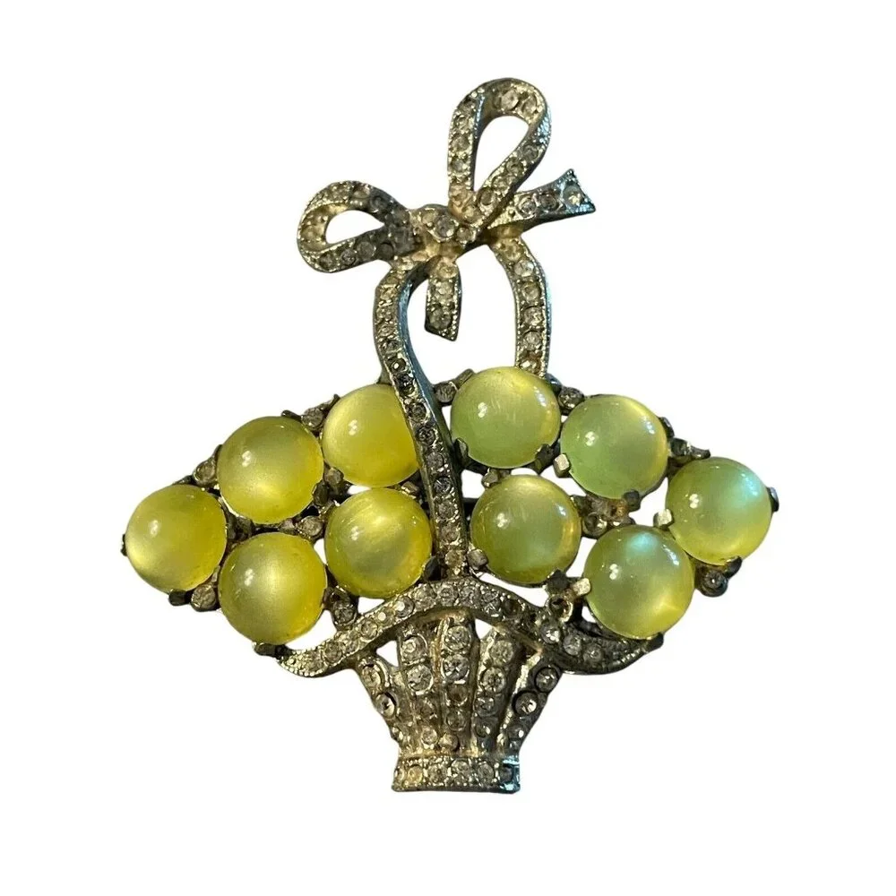 CORO Unsigned Yellow Moonstone Lucite Basket‎ Brooch Rhinestones Vintage READ